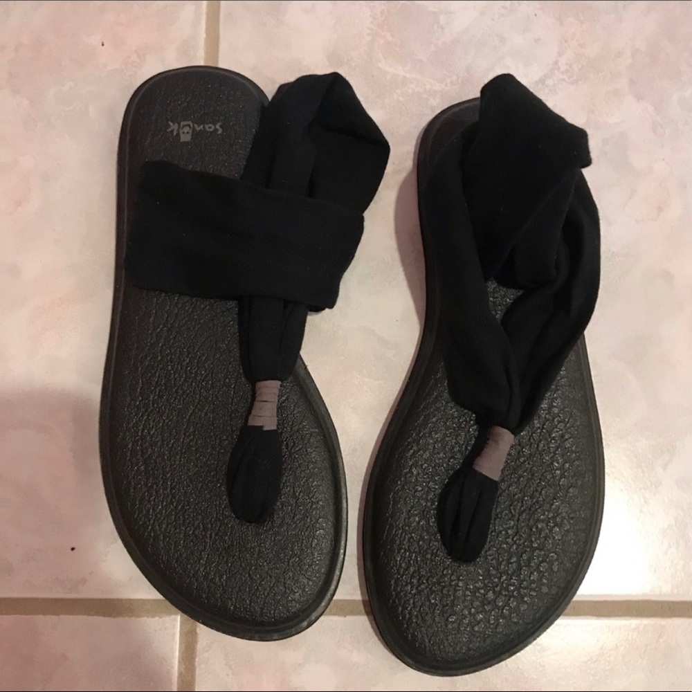 Sanuk yoga sandals size 8 like new